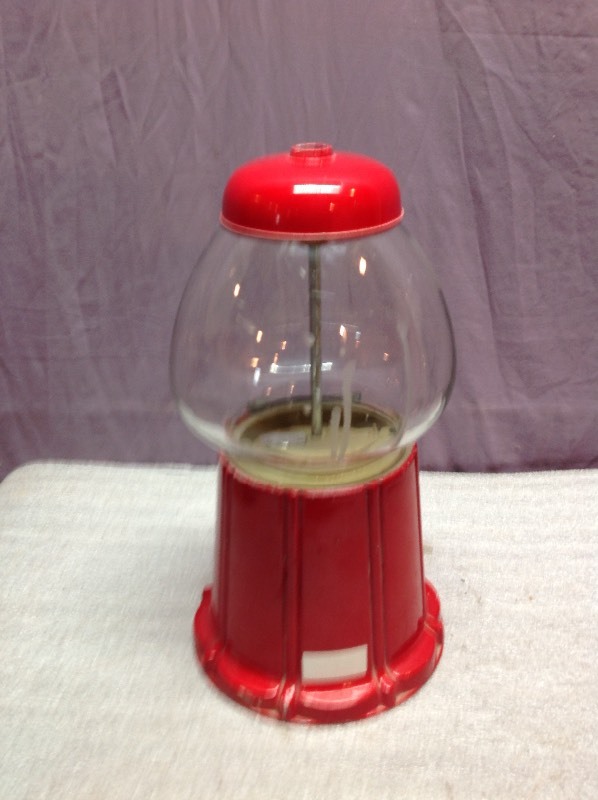 lot 37 image: Gumball Machine