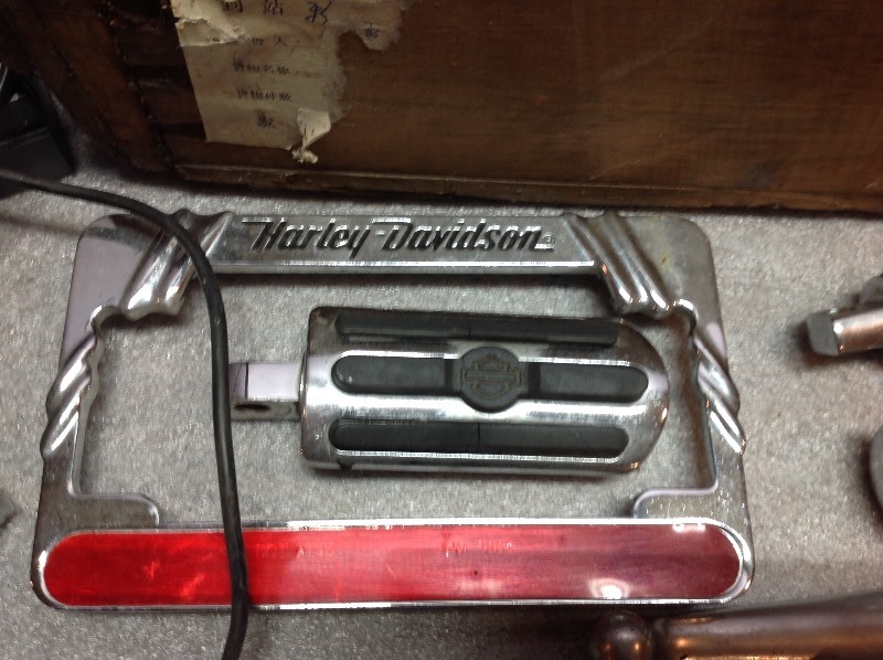 lot 50 image: Harley Davidson Parts