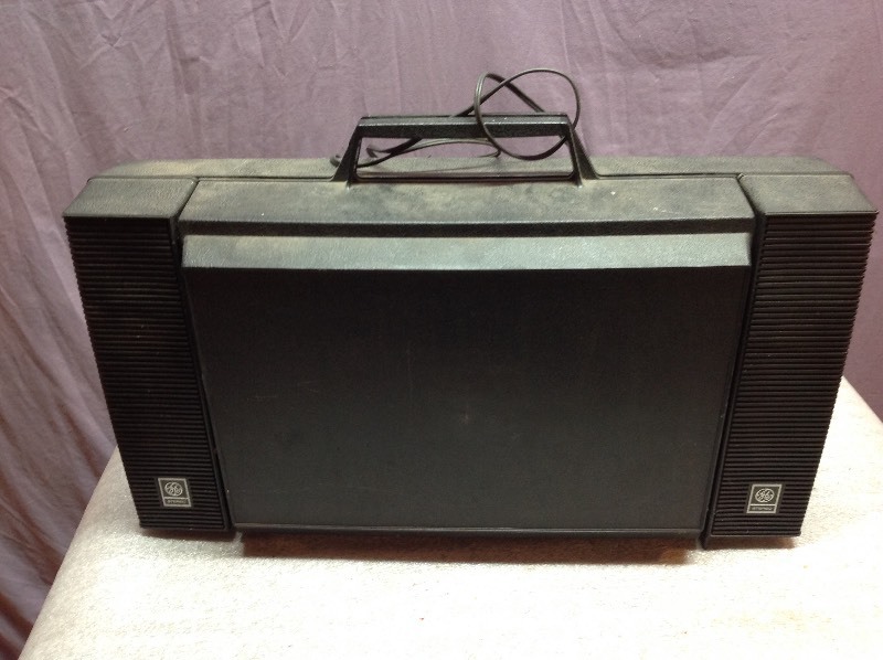 lot 69 image: GE Record Player