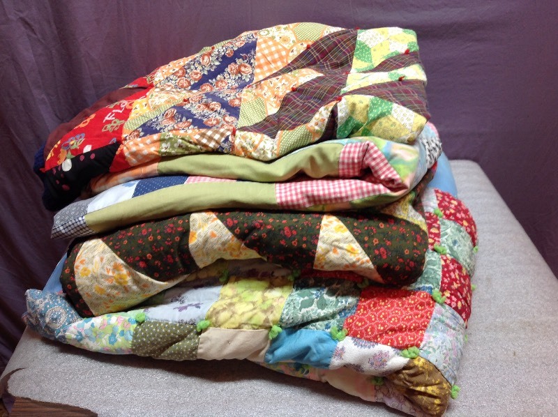 lot 85 image: Quilts