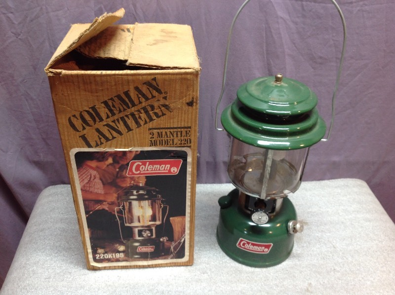 lot 99 image: Coleman Model 220 Lantern