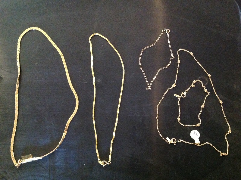 lot 201 image: 5 Gold Chains