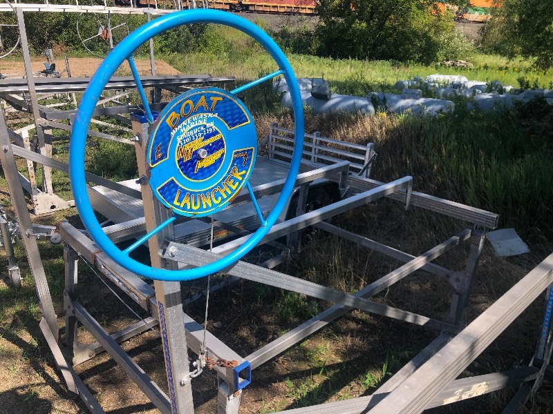 lot 4 image: Newman Jet ski Lift