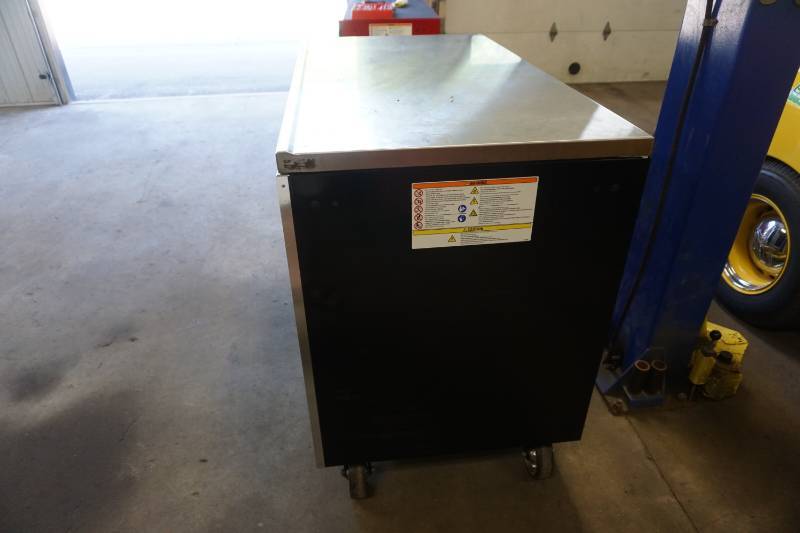 lot 1 image: Snap On Tools Model KRLCPCI Professional Mechanics 11 Drawer Deep Drawer Wheeled Tool Box RESERVE IS $4,000.00