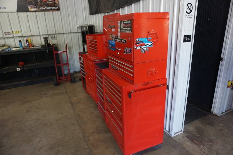 lot 5 image: Snap On Tools 26 Drawer 3 Section Stacked Tool Cabinet