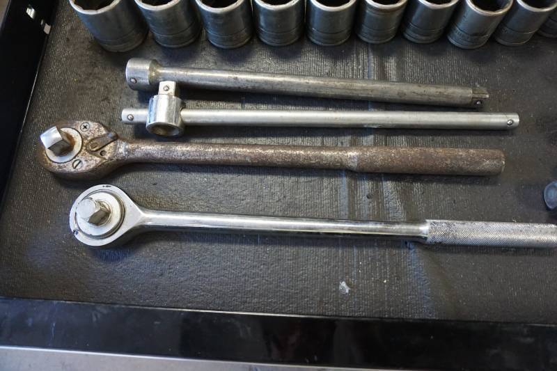 lot 8 image: SK Brand 29 PC 34 Drive Socket Set With Craftsman Ratchet
