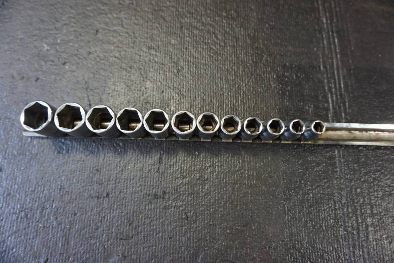 lot 40 image: Snap On Tools 12 PC Metric Socket Set