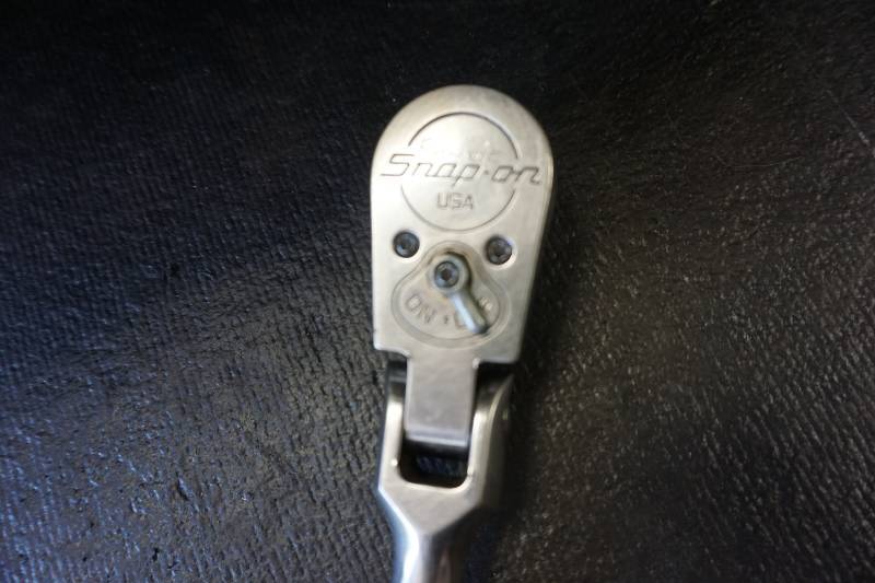 lot 50 image: Snap On Tools Flex Head Ratchet 18 Length