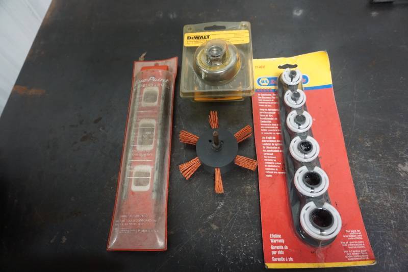 lot 207 image: Blue Point Tools Torpedo Level Grinding Wheels, & Napa AC Line Disconnect Tools