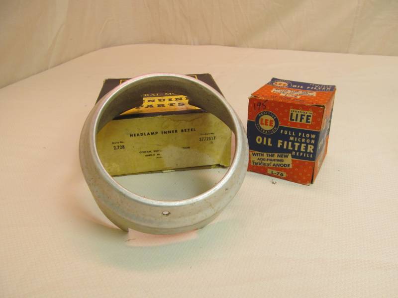 lot 49 image: Lee oil filter, GM inner head lamp Bezel