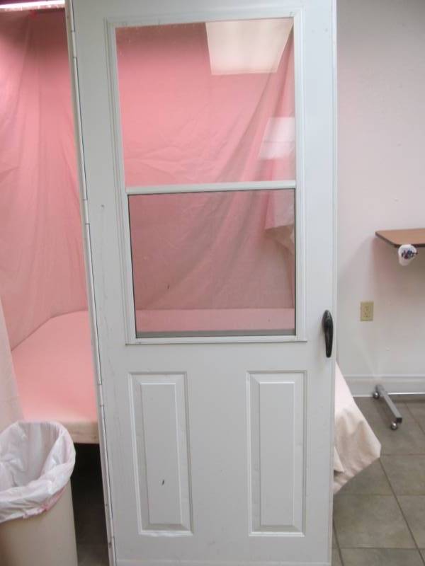 lot 64 image: storm door