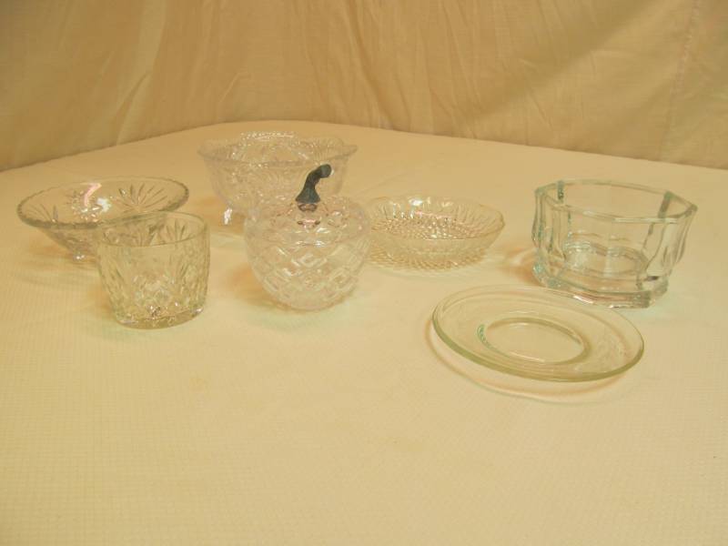 lot 88 image: glassware