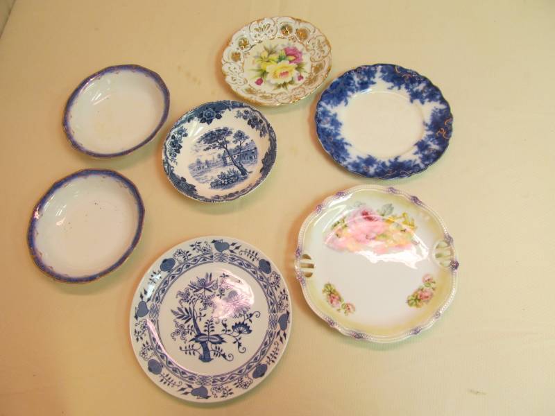 lot 92 image: plates
