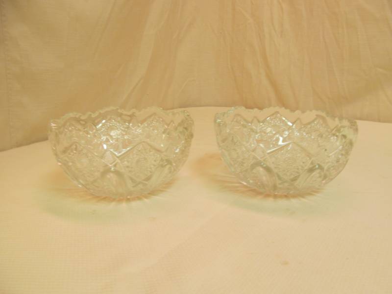 lot 116 image: crystal serving bowls