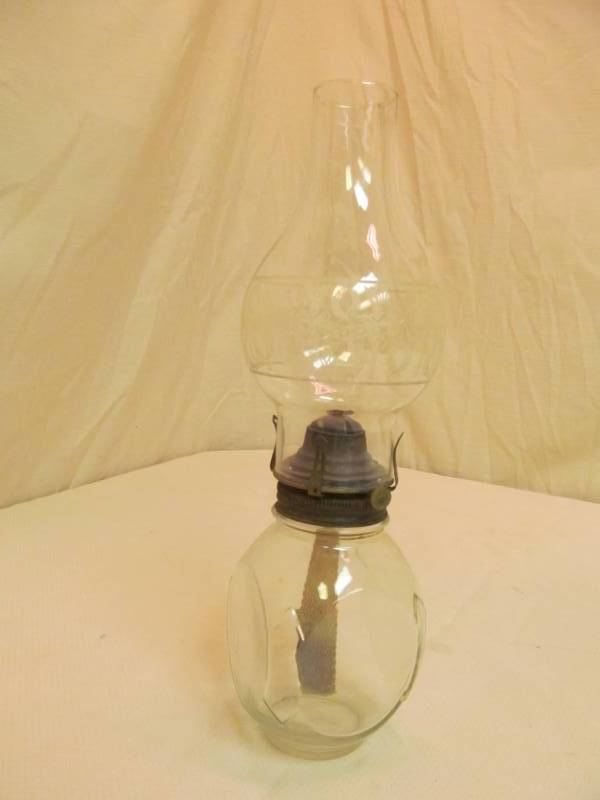lot 121 image: vintage oil lamp