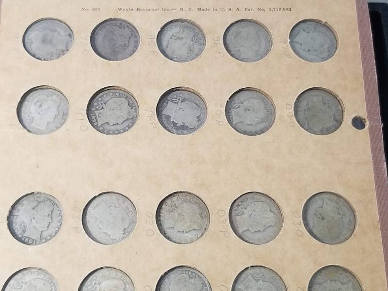 40 MIXED DATE BARBER QUARTERS SOME BETTER DATES INCLUDED