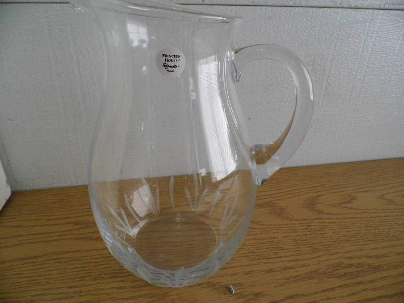 lot 29 image: Princess House Crystal Pitcher