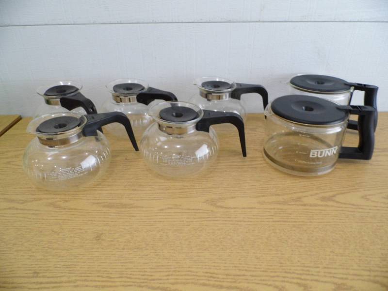lot 35 image: Lot of 8 Bunn Coffee Pots