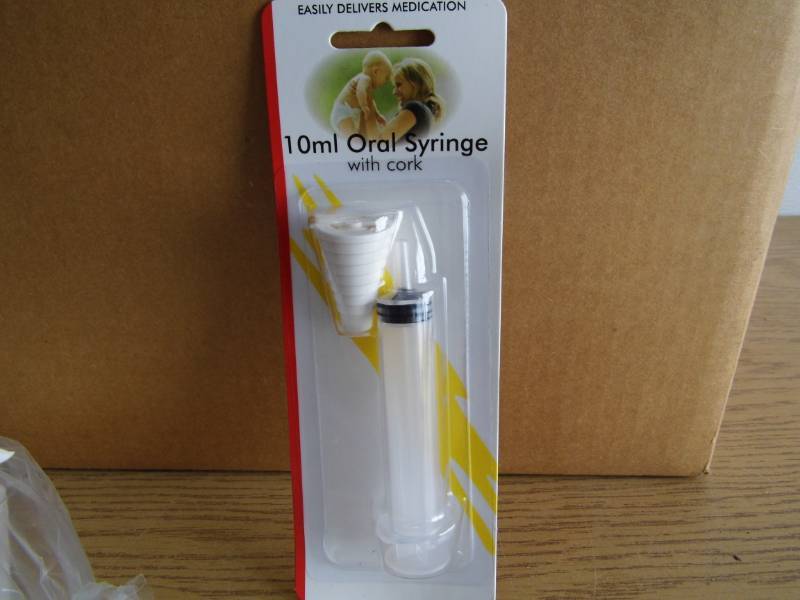 lot 75 image: Oral Syringes