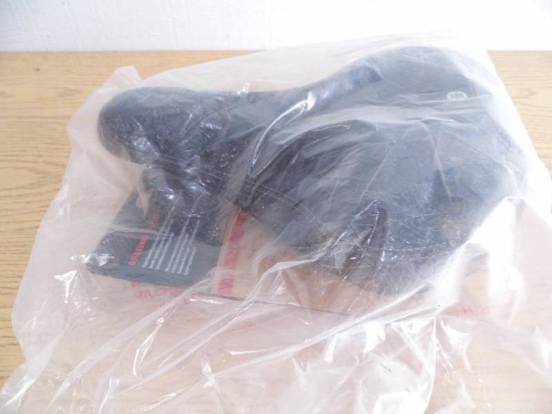 lot 106 image: Bontrager Bicycle Seat