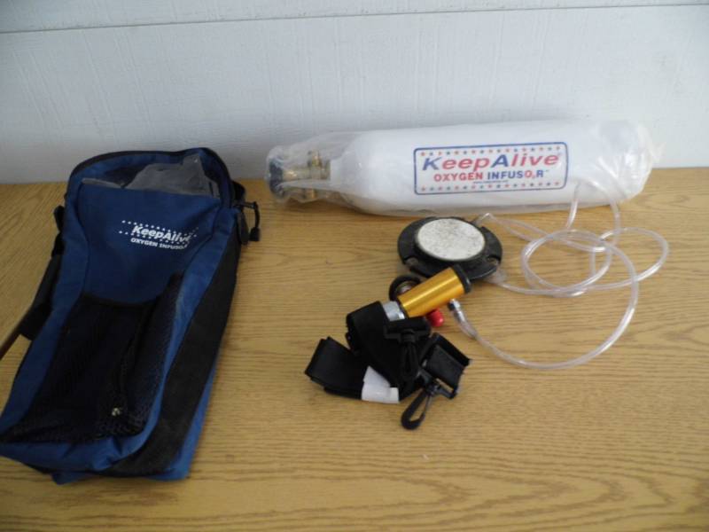 lot 117 image: Keep Alive Oxygen Infusor