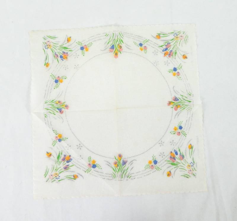 lot 123 image: Lot of Vintage Hand Painted Napnkins