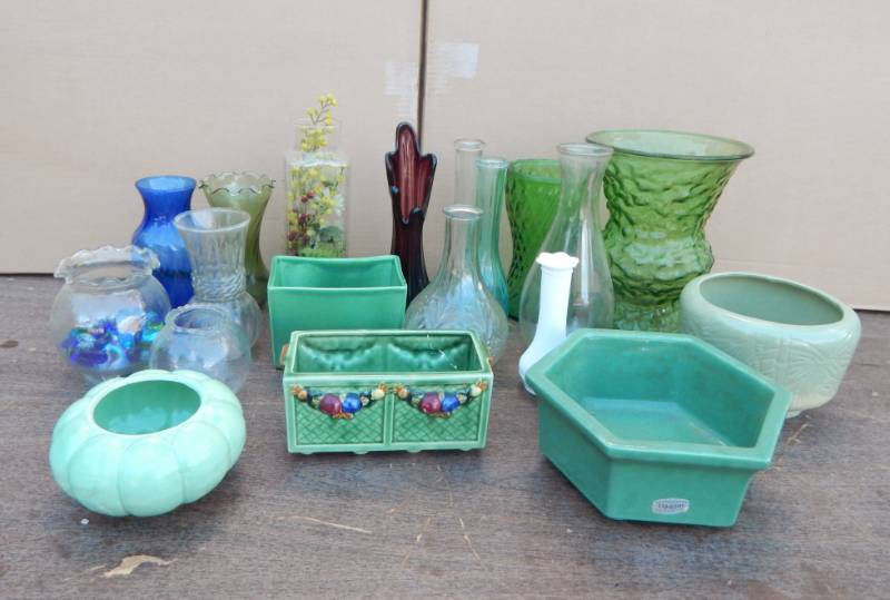 lot 42 image: Lot of Vases and Pots