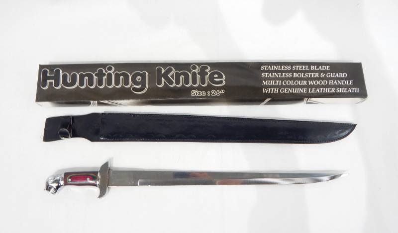 lot 11 image: New Vintage Long Blade Hunting Knife