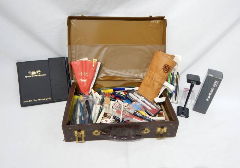 lot 65 image: Lot of Vintage Pens, Pencils and Key Chains