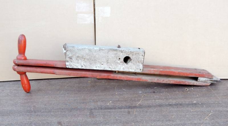lot 79 image: Vintage Potato Planter
