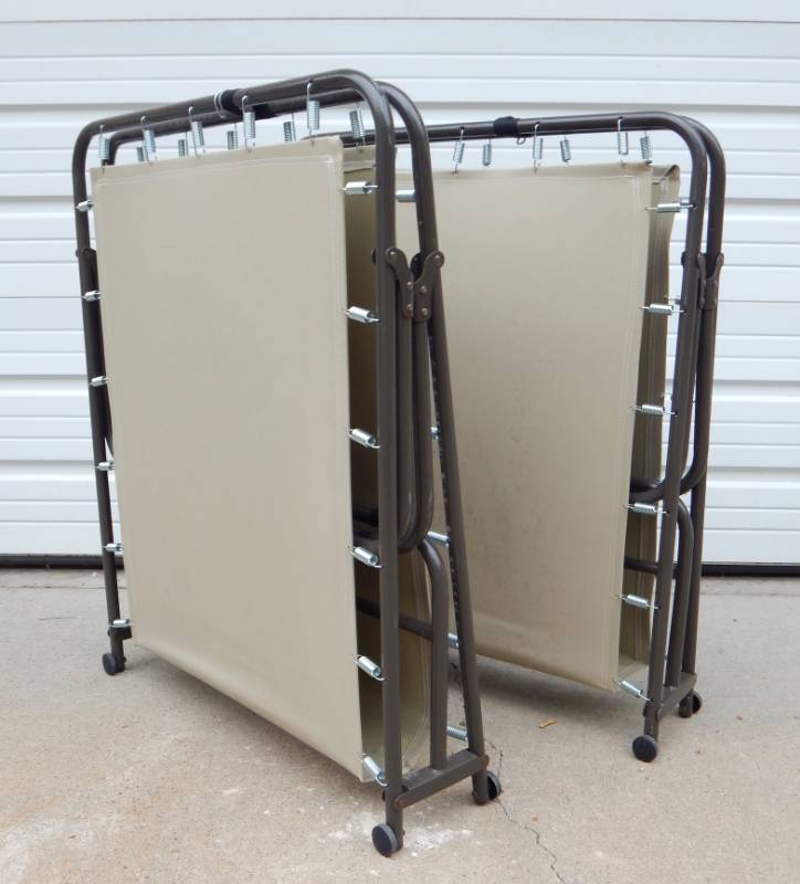 lot 120 image: Pair of Portable Rolling Cots