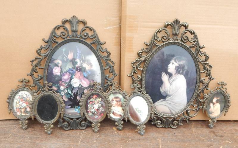 lot 101 image: Lot of Vintage Ornate Framed Prints and Mirrors