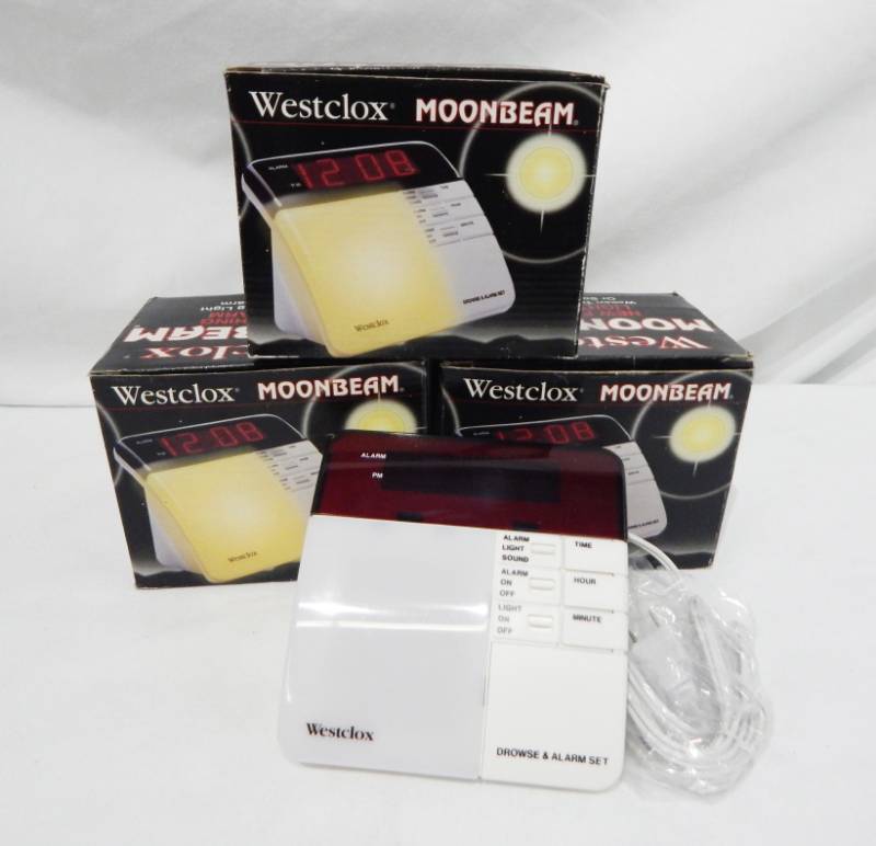 lot 129 image: Westclox Moonbeam Alarm Clock Lot