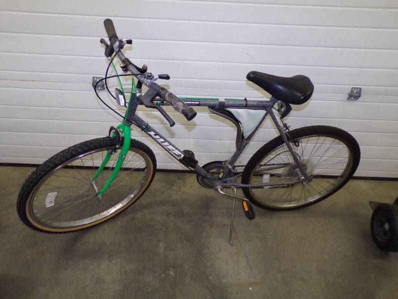 lot 16 image: 18 Speed Bike