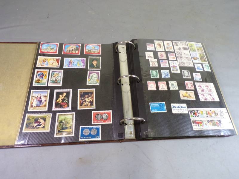 lot 24 image: Stamp Collectors Album