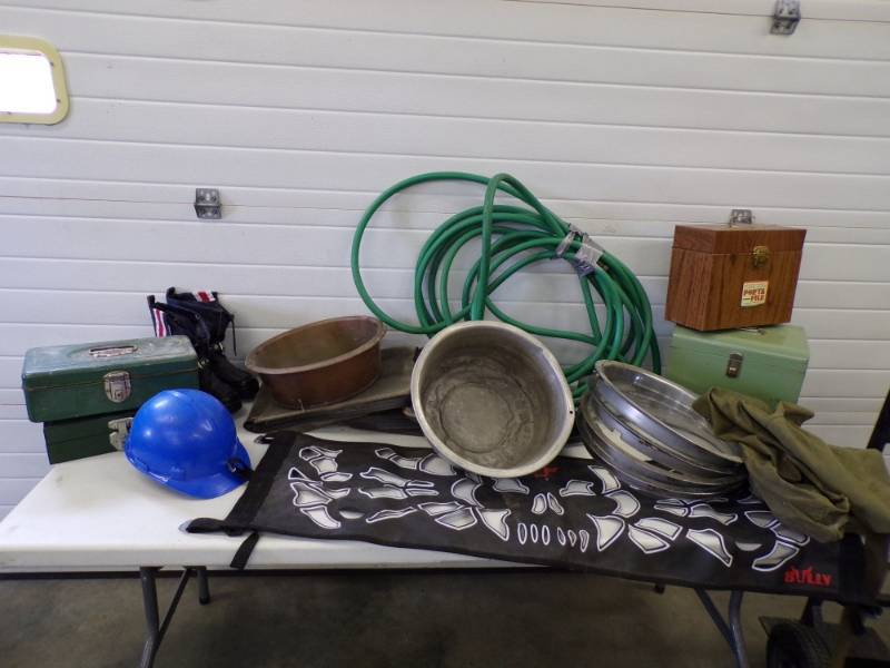 lot 28 image: Large Assorted Lot