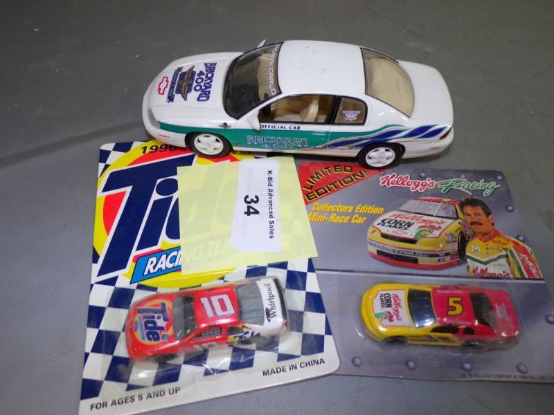 lot 34 image: NASCAR Cars