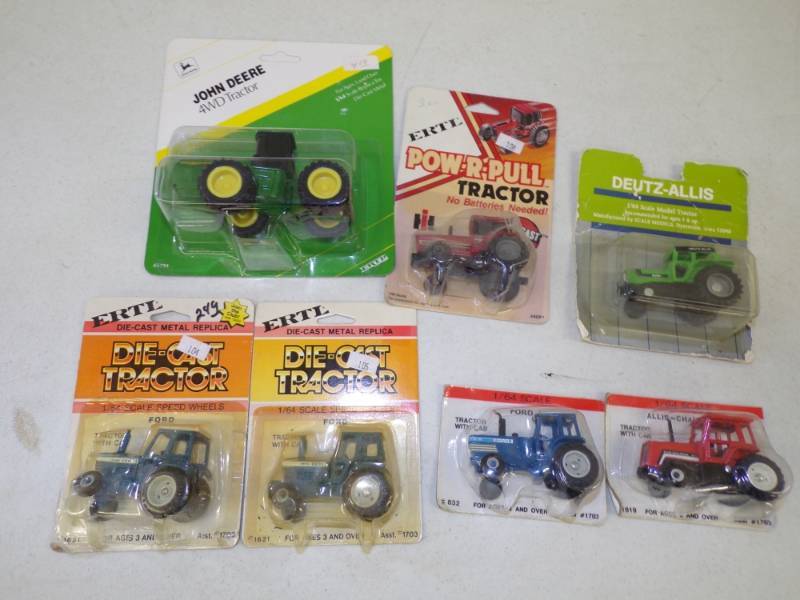 lot 35 image: 7 Toy Tractors