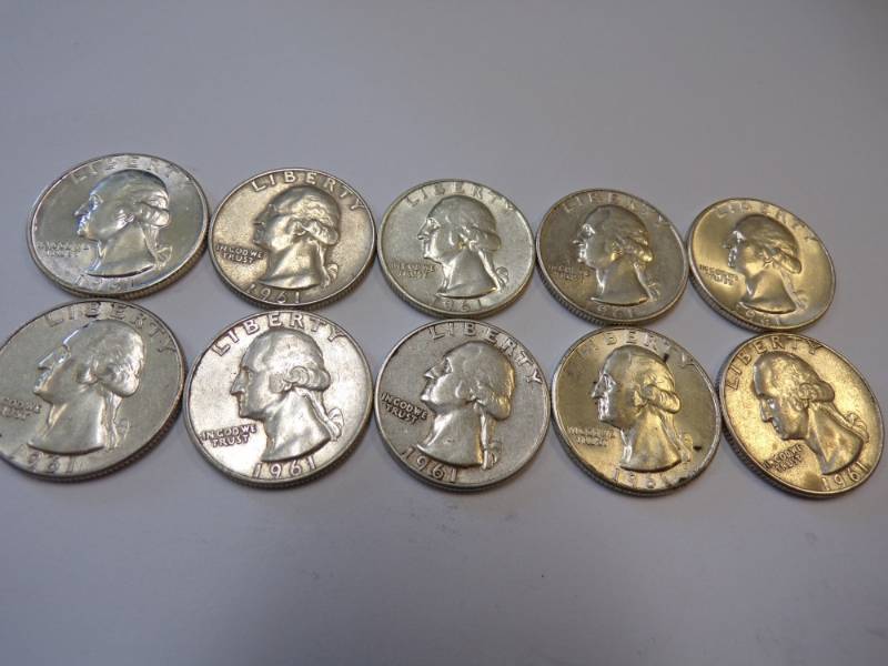 lot 4 image: 10 - 1961 Quarters