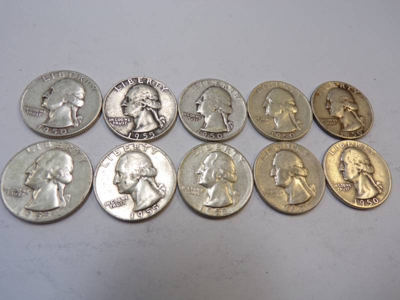 lot 9 image: 10 - 1950s Quarters