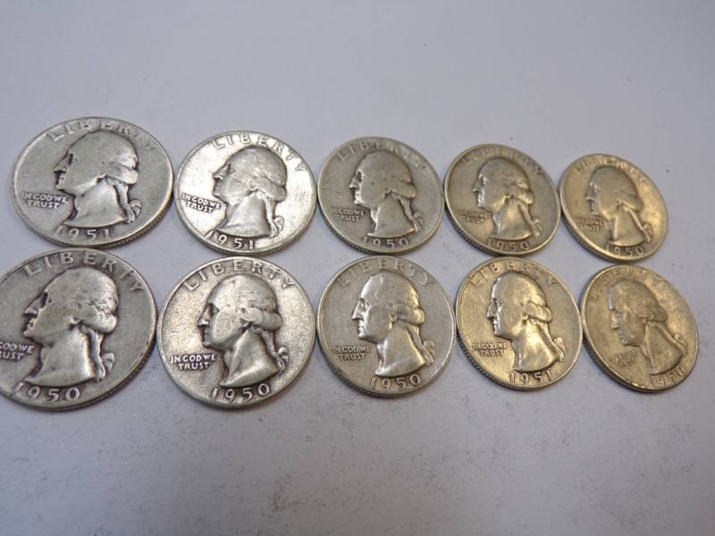lot 10 image: 10 - 1950s Quarters