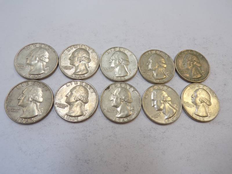 lot 77 image: 10 - 1962 Quarters