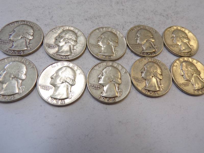 lot 97 image: 10 - 1954 Quarters