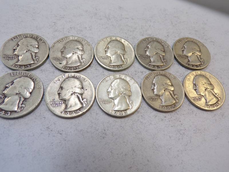 lot 104 image: 10 - 1940s Quarters