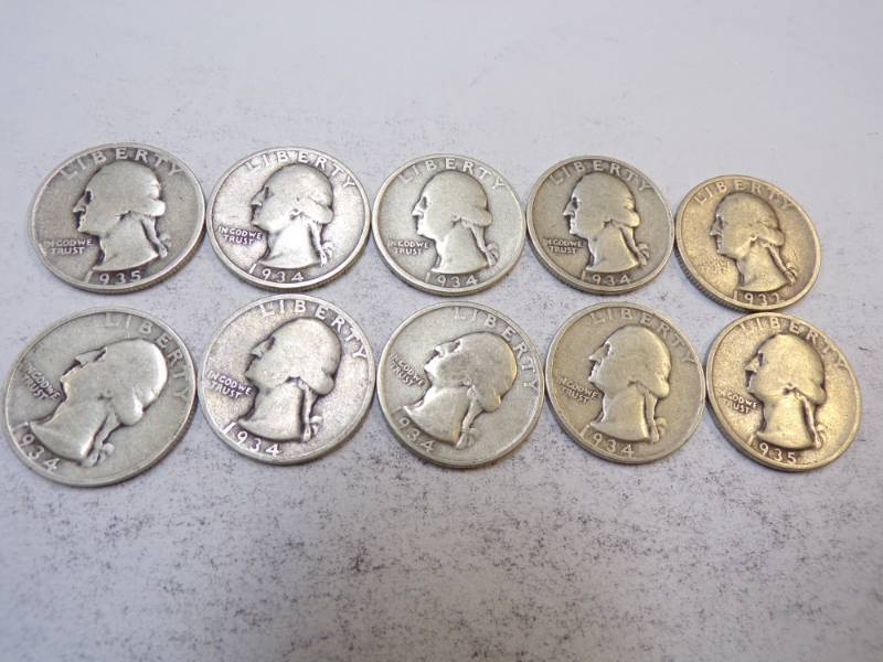 lot 114 image: 10 - 1930s Quarters
