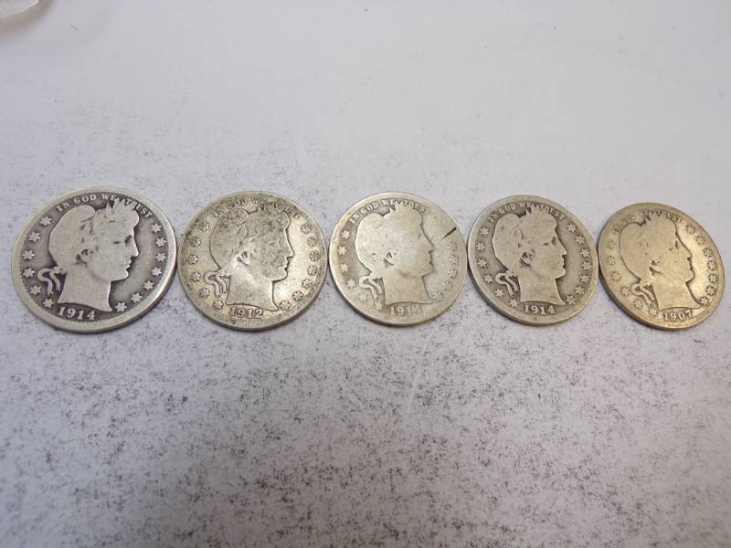 lot 131 image: 5 - Barber Quarters