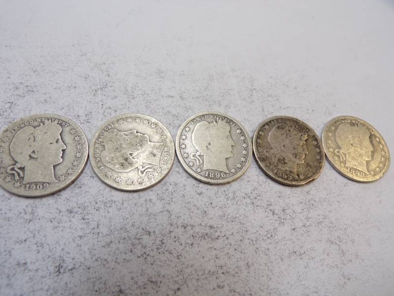 lot 134 image: 5 - Barber Quarters