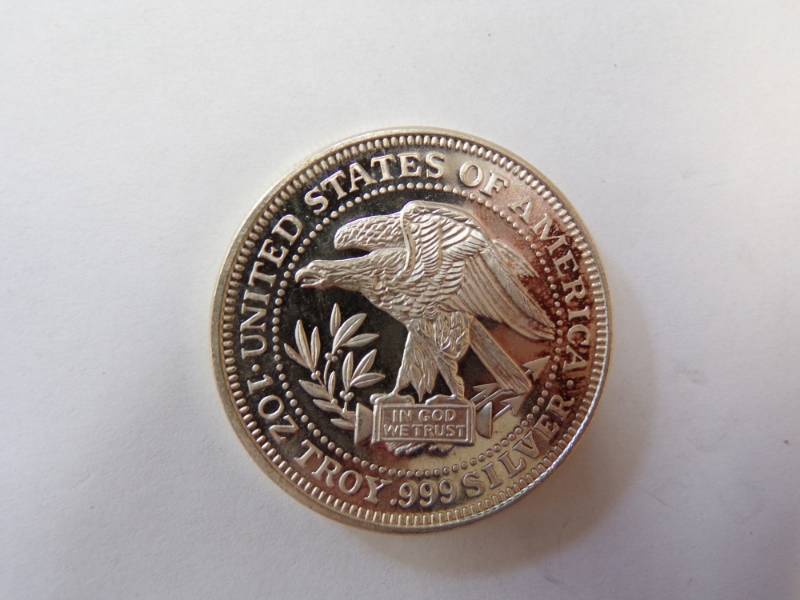 lot 158 image: One Ounce .999 Fine Silver