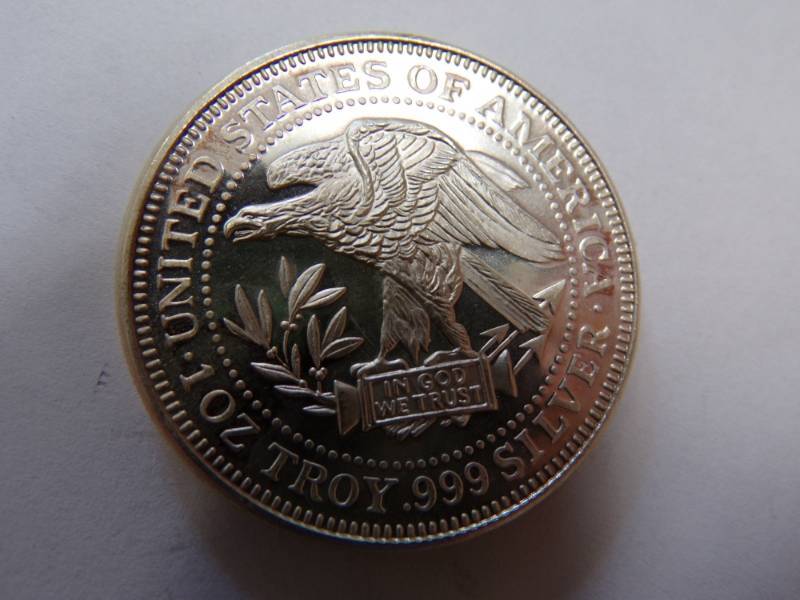 lot 160 image: One Ounce .999 Fine Silver