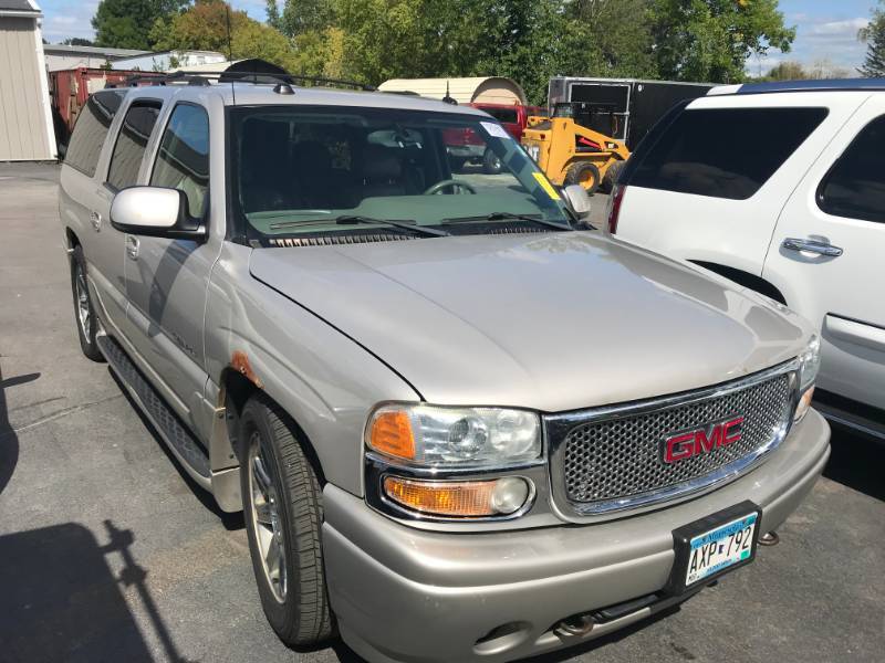 2004 GMC Yukon XL Denali AWD